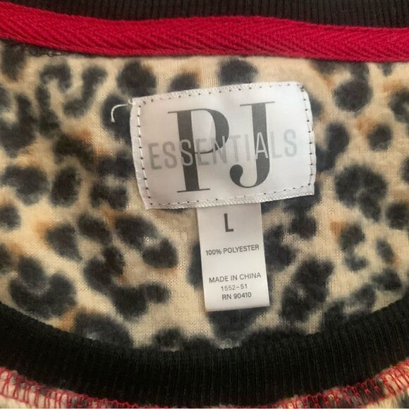 PJ Essentials Cheetah Print Fleece Pullover Top Size Large - Picture 8 of 8